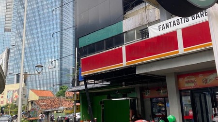 Ruang usaha, daerah commersil lokasi bagus di Jakarta Selatan