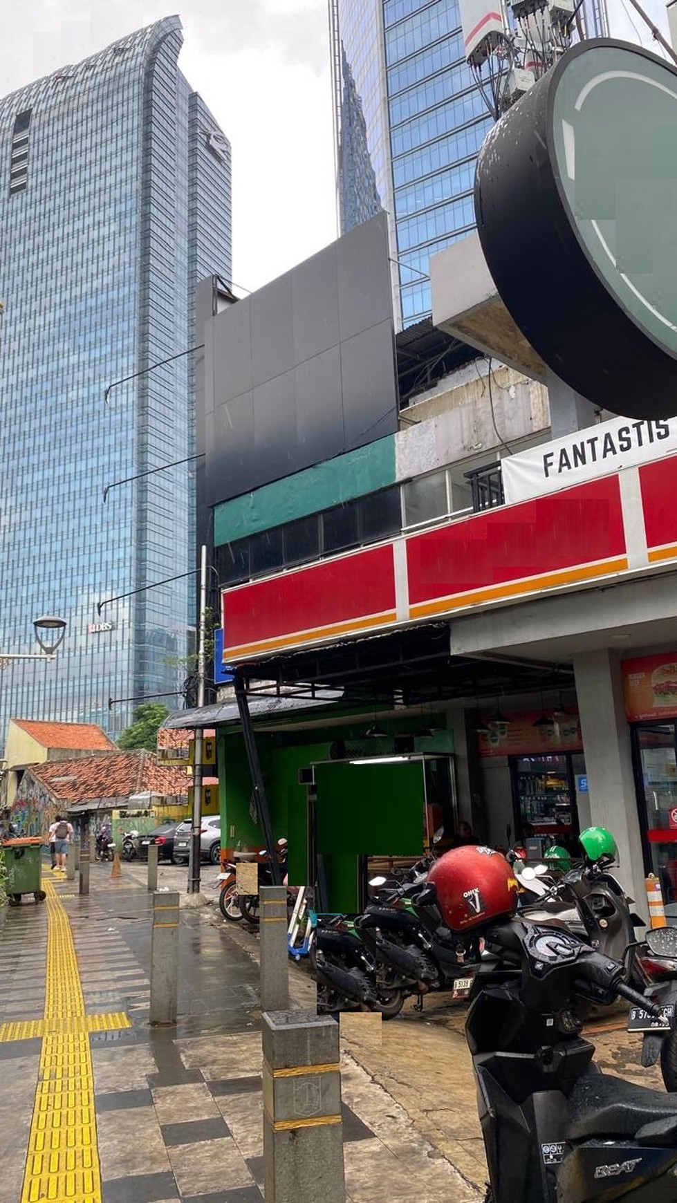 Ruang usaha, daerah commersil lokasi bagus di Jakarta Selatan