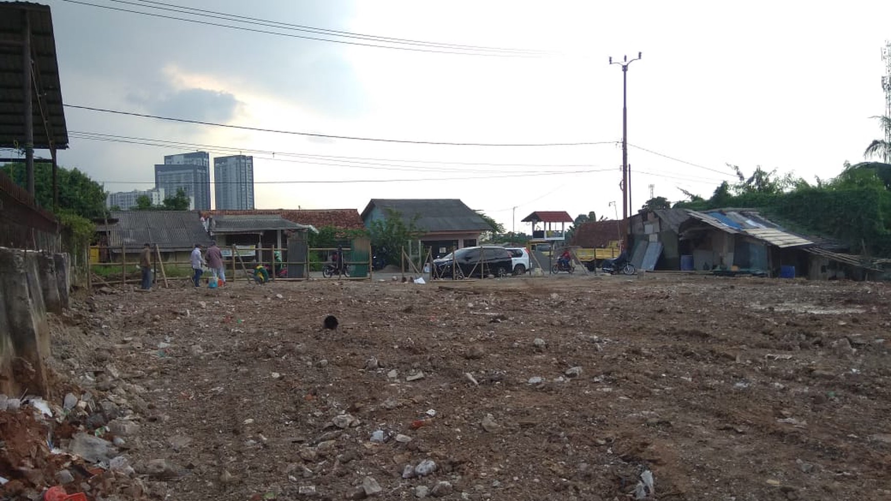 Rumah Hitung Tanah Area Cipete