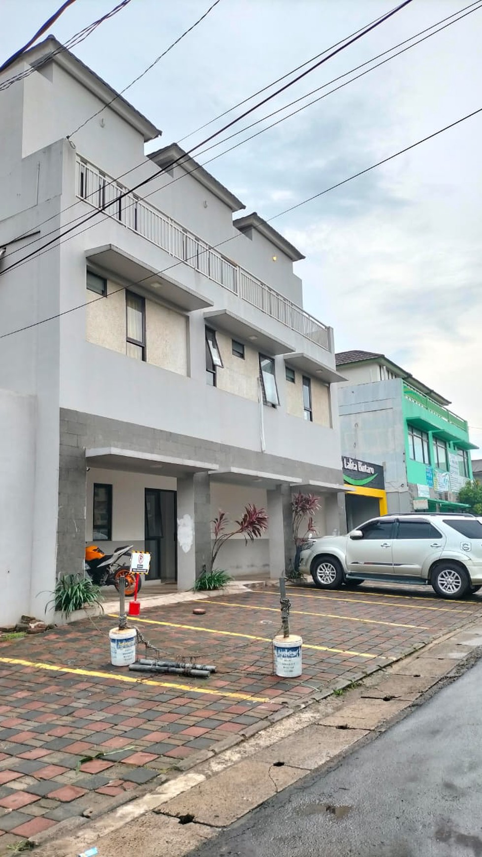 Rumah Hitung Tanah Area Cipete