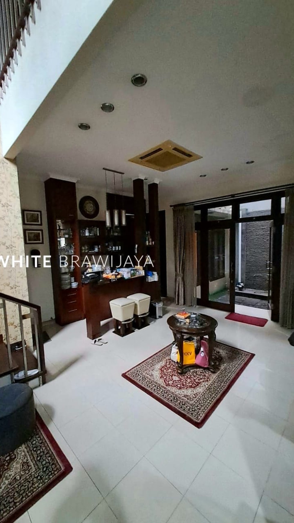 Rumah Hitung Tanah Area Cipete