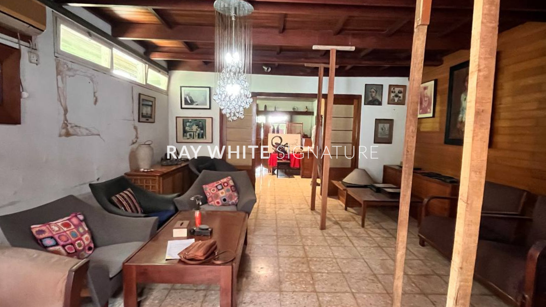 Rumah Hitung Tanah Area Cipete