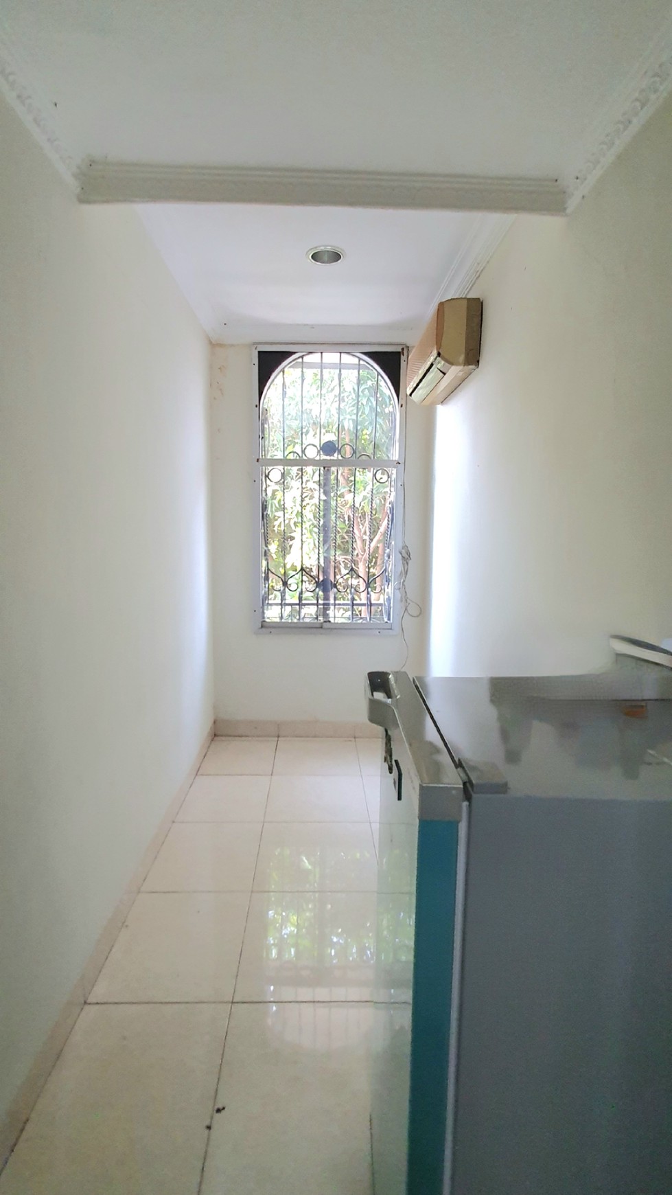 Rumah Gading Kirana Barat, Kelapa Gading Luas 9x17m2