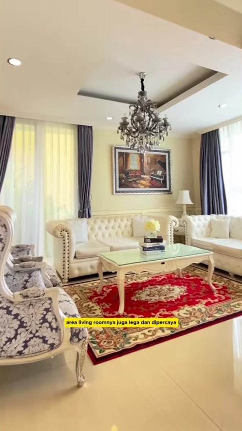 Rumah fully furnished, bagus, mewah, Asri lingkungan yang sejuk di Bandung