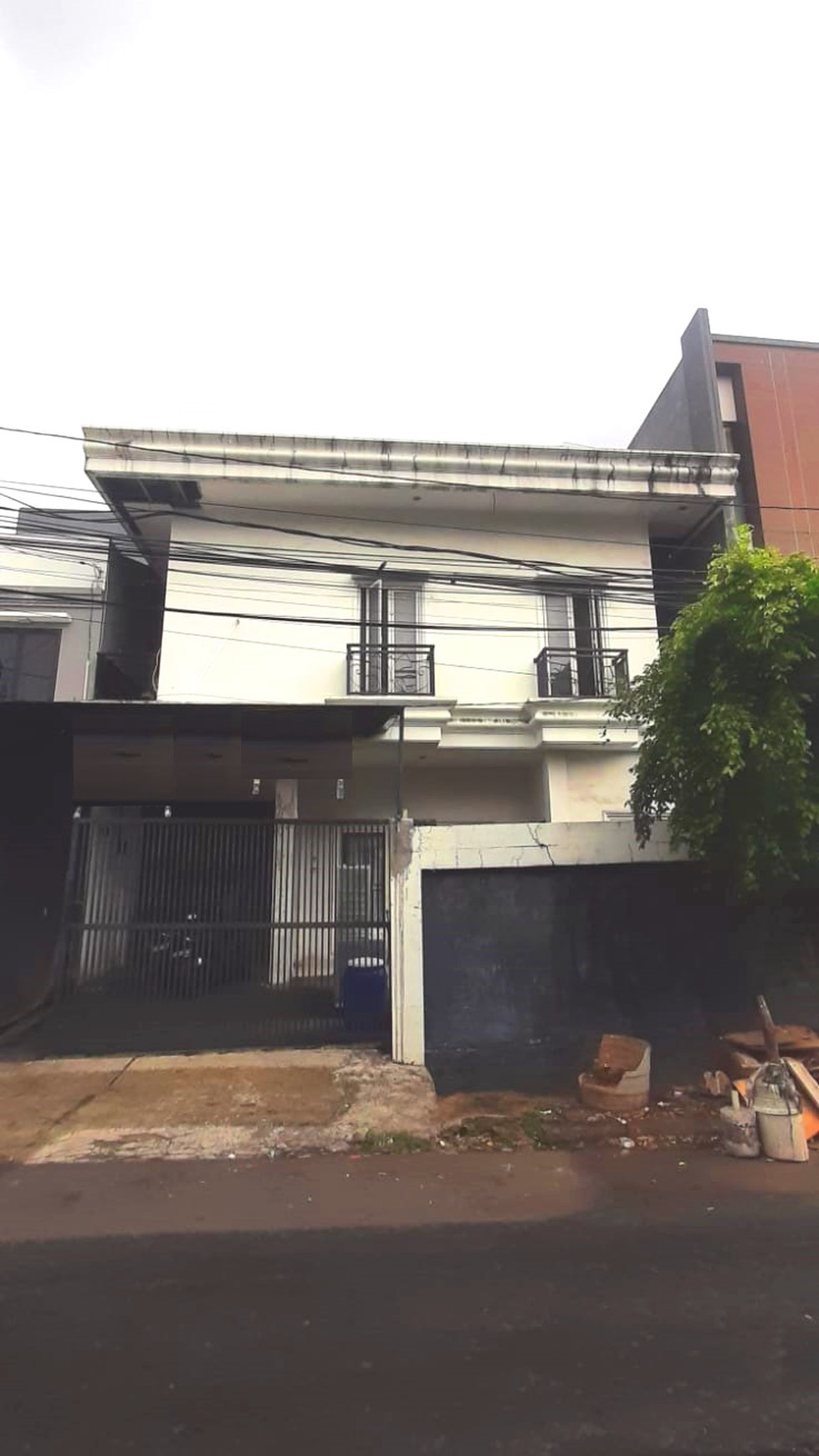 Rumah 2 lantai di Kwitang - Jakarta Pusat