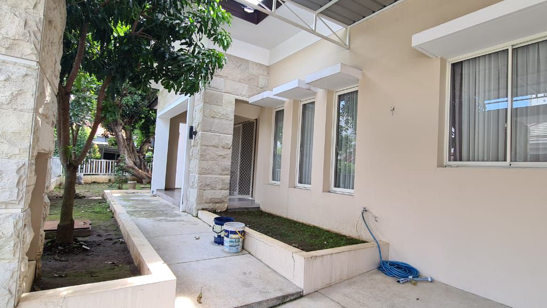 Dijual Rumah Siap Huni Minimalis Darmo Permai Timur