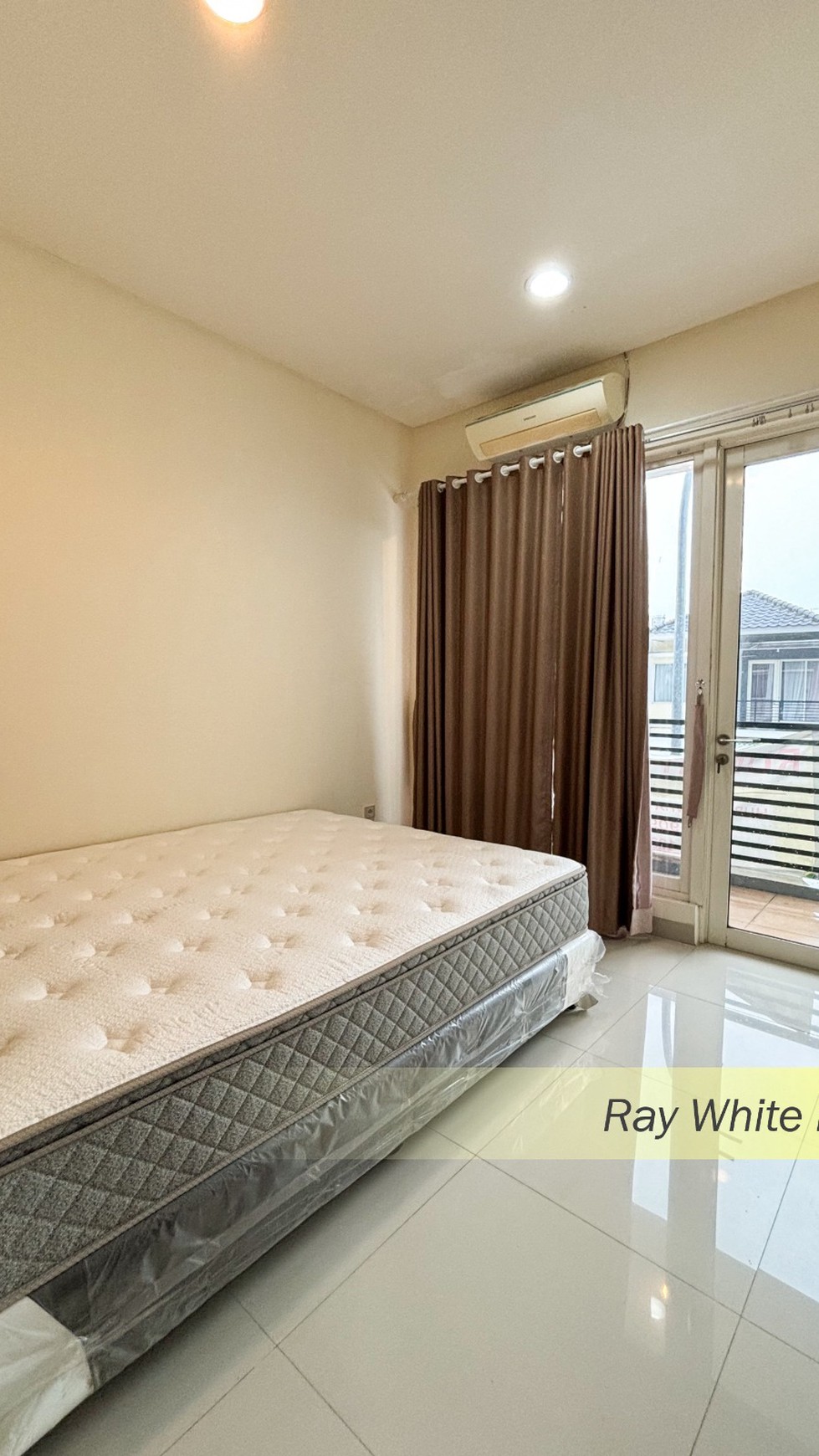 RUMAH BRAND NEW MINIMALIS DI RESIDENCE ONE BSD, TANGERANG SELATAN