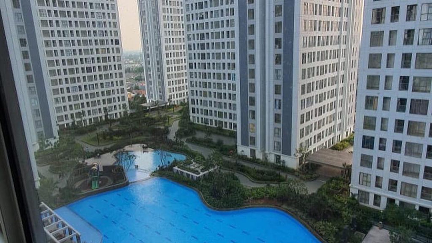 Dijual apartment M-town residence