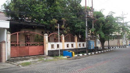 Rumah di Kutisari Indah Utara Surabaya Selatan, Hook/Pojokan, Bagus + Terawat