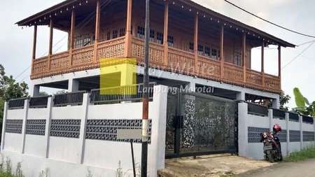 Miliki Villa Kayu Bengkirai Siap Pakai untuk Keluarga