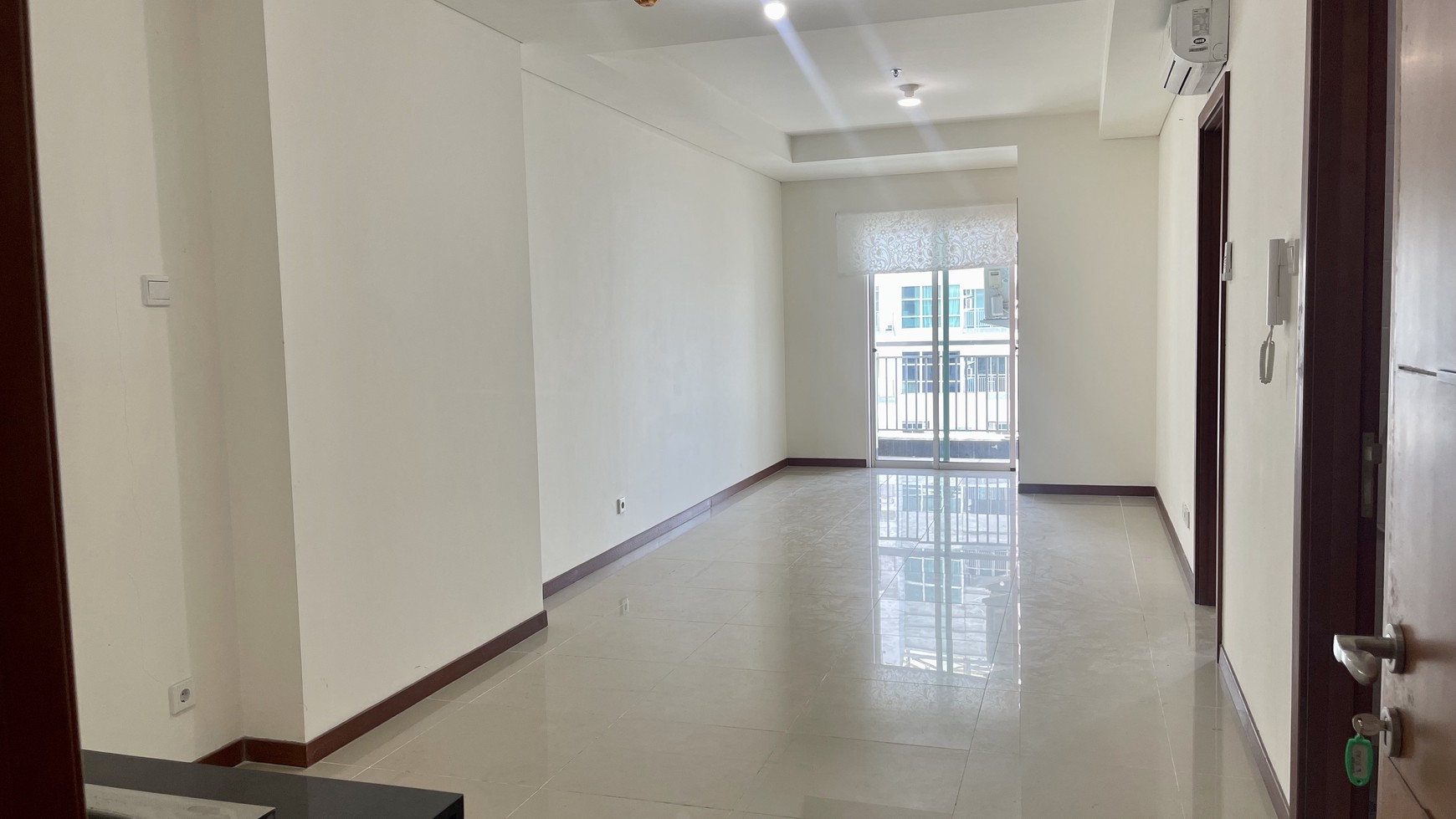 Green Bay Seaview Condominium Apartment, Pluit