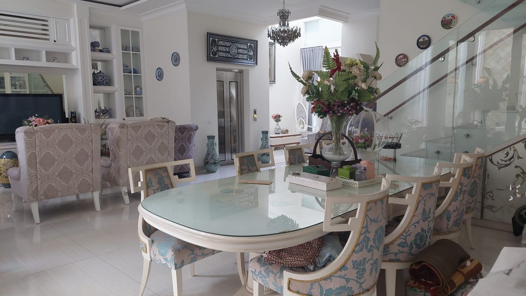 Rumah Hitung Tanah Area Cipete