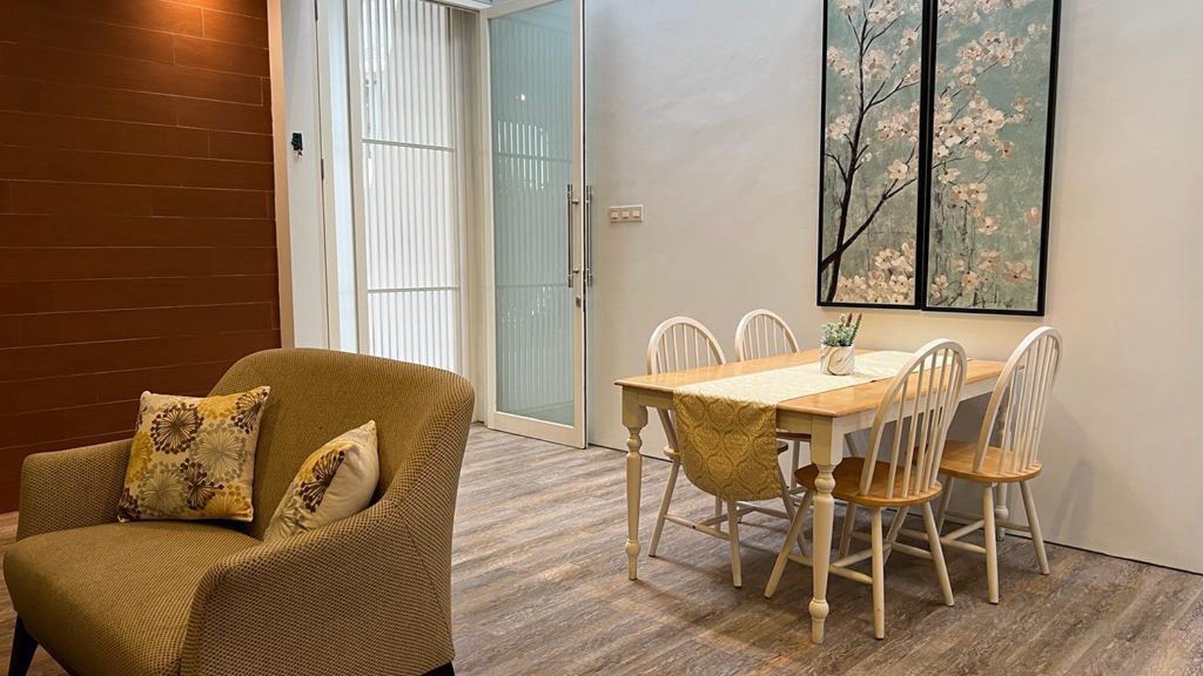 Rumah Hitung Tanah Area Cipete