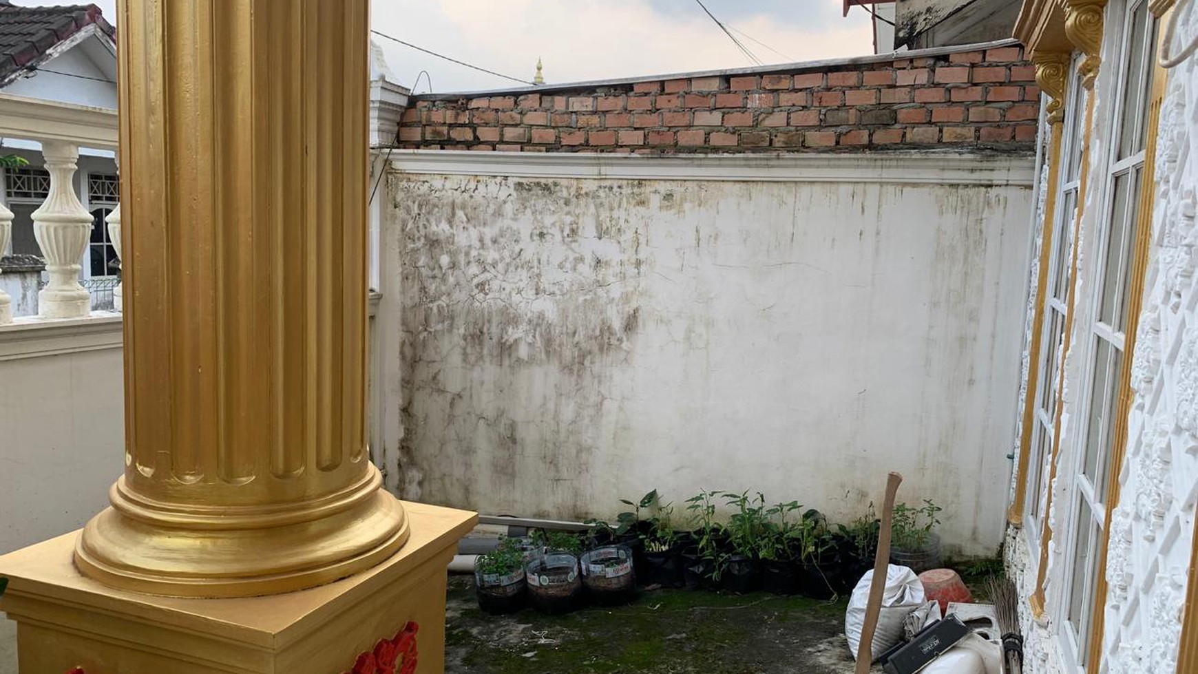 Rumah dijual di km10 alang alang lebar