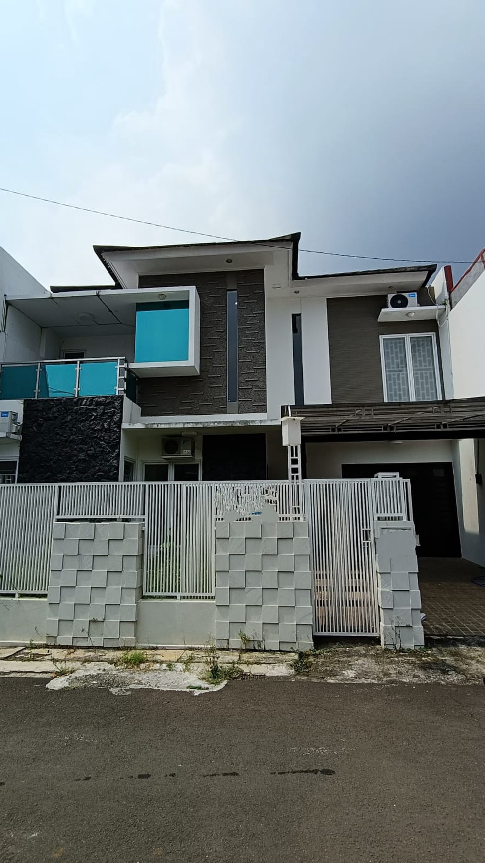 Rumah Siap Huni di Serua Permai