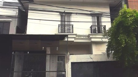 Rumah Kokoh 2Lantai Diarea Bisnis & Perdagangan Kwitang Jak-Pus, 