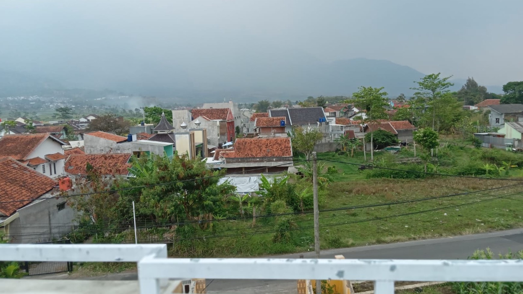 Rumah bagus, dengan pemandangan yang sejuk dan Asri 