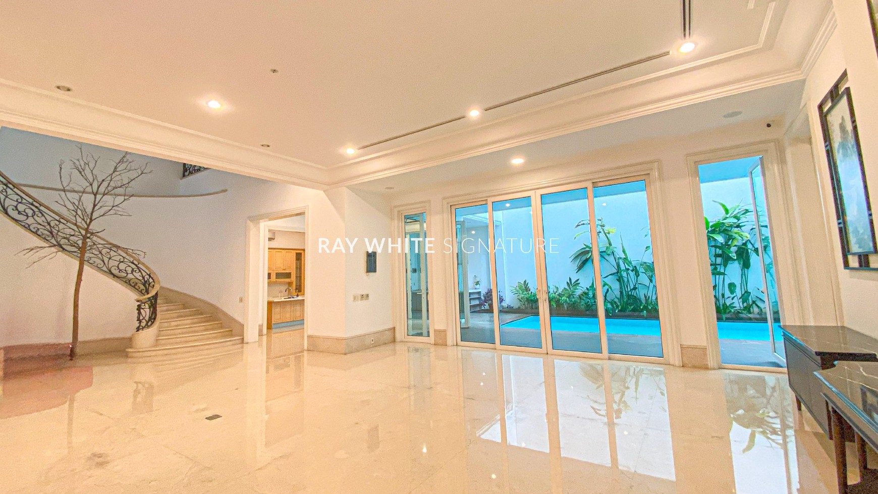 Exclusive Luxury and Tranquil House for Rent in Prime Location Mega Kuningan Area