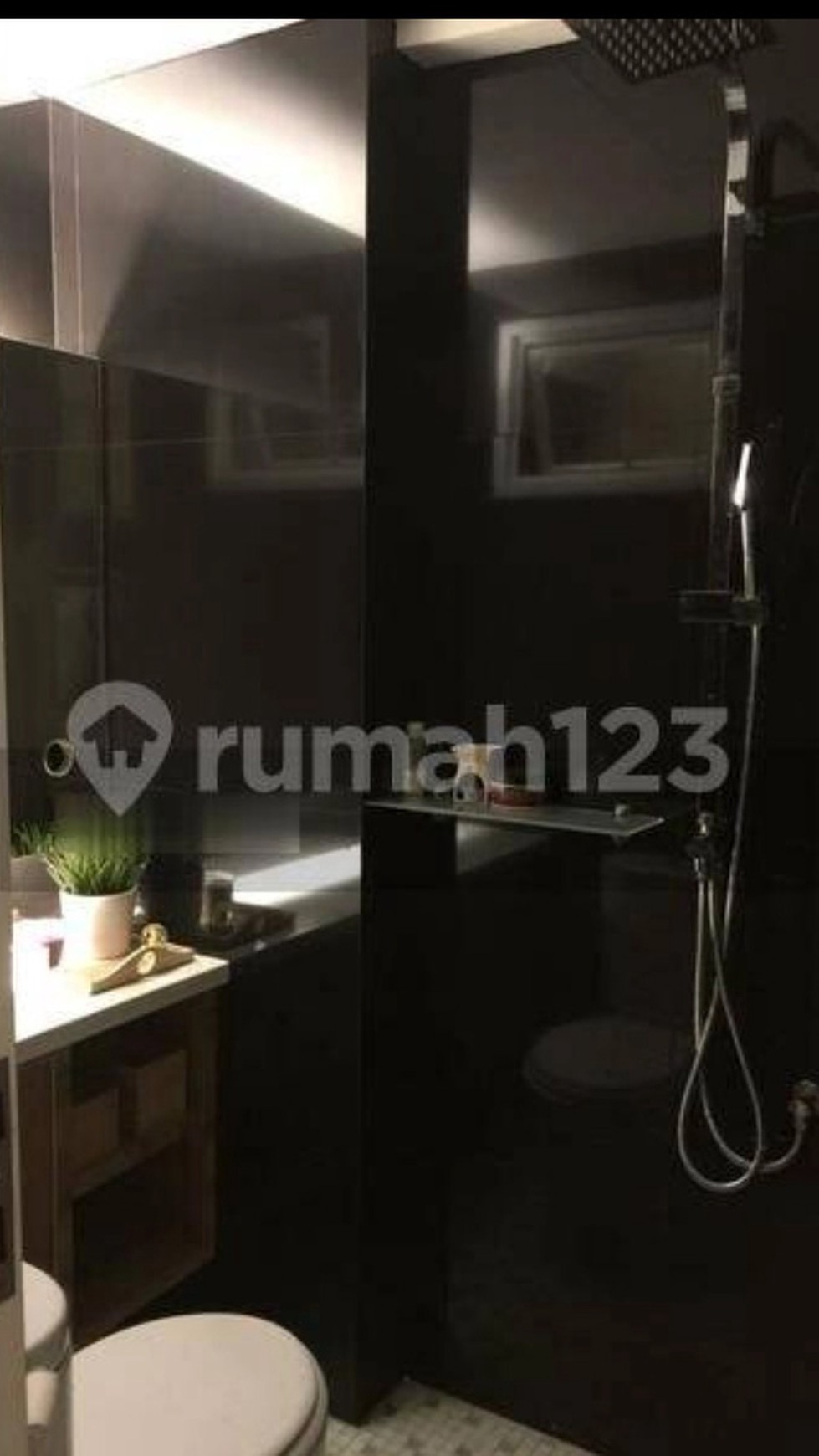 Apartment Green Bay Pluit 