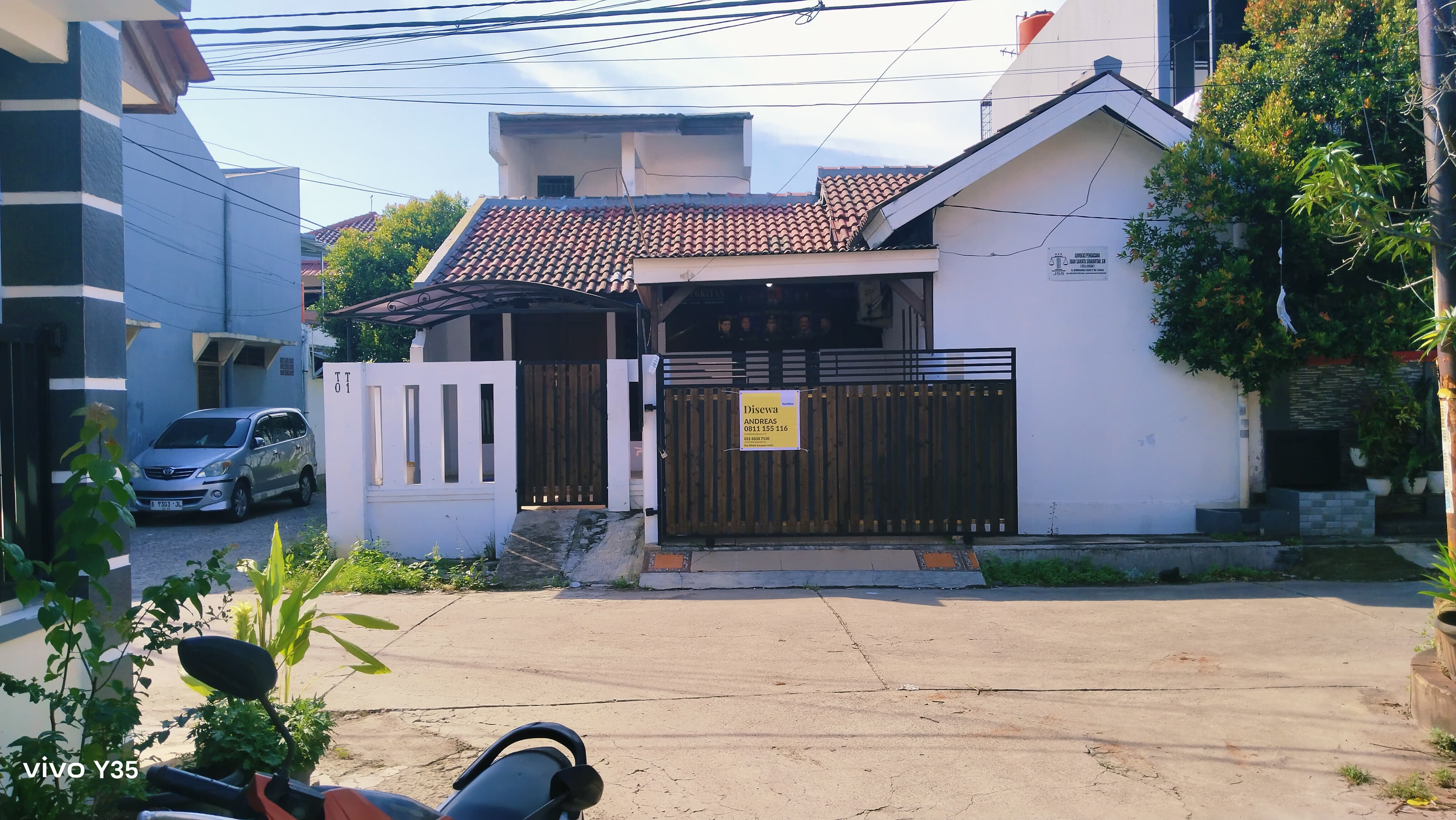 Disewakan rumah siap huni di Harapan Indah, Bekasi