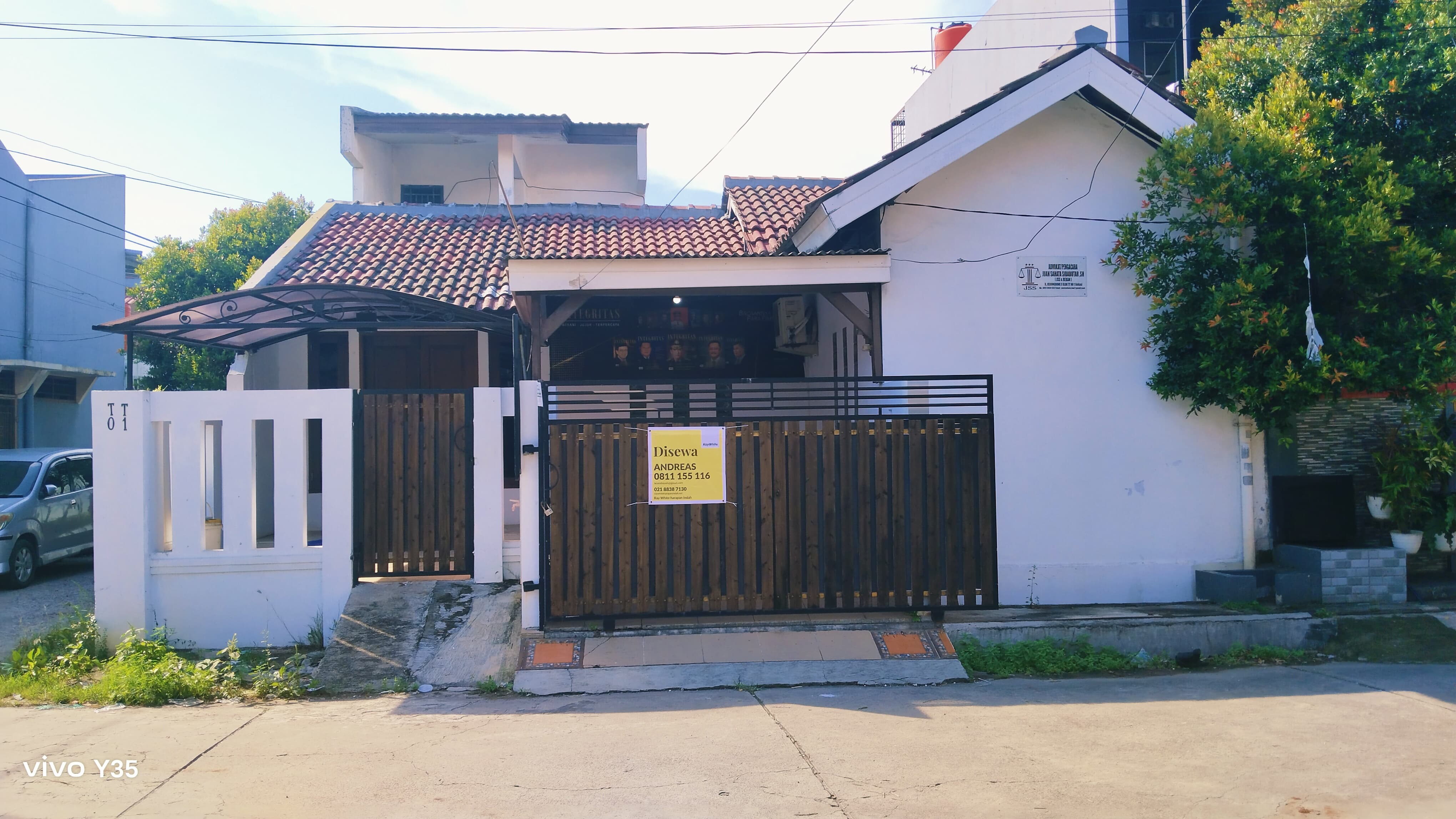 Disewakan rumah siap huni di Harapan Indah, Bekasi