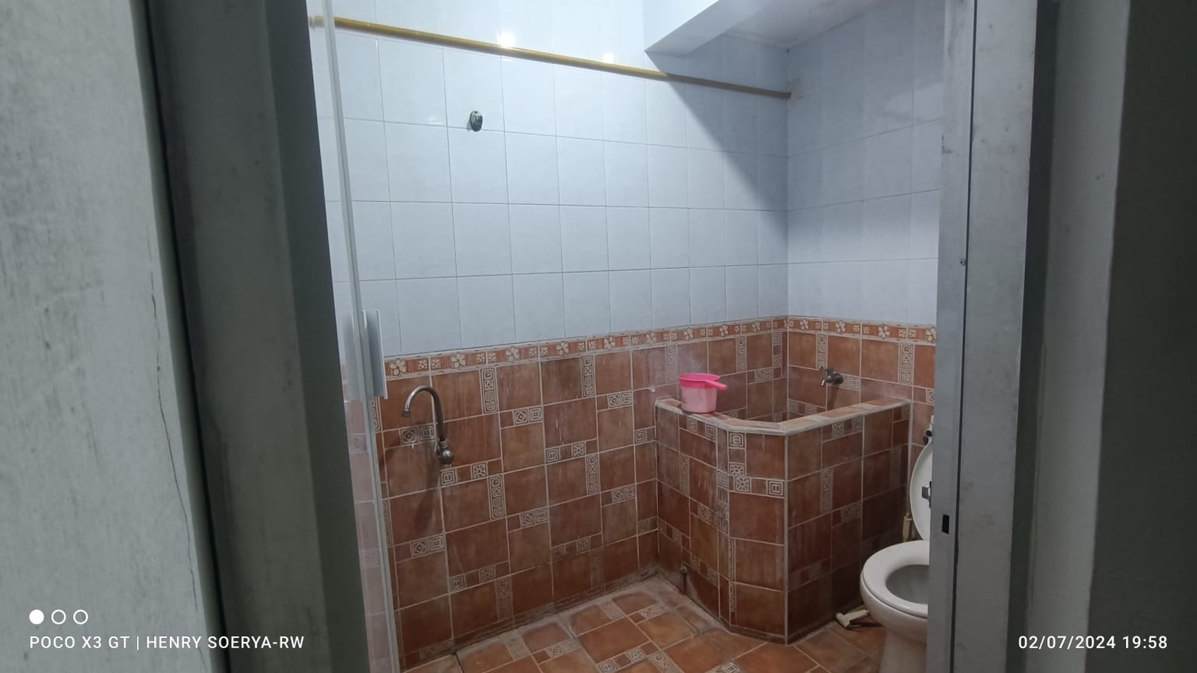 Rumah Hitung Tanah Area Cipete