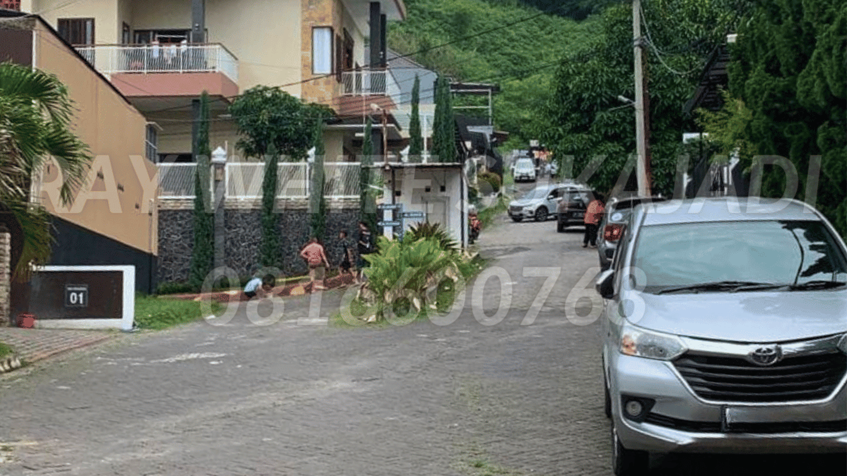 Rumah Hitung Tanah Area Cipete