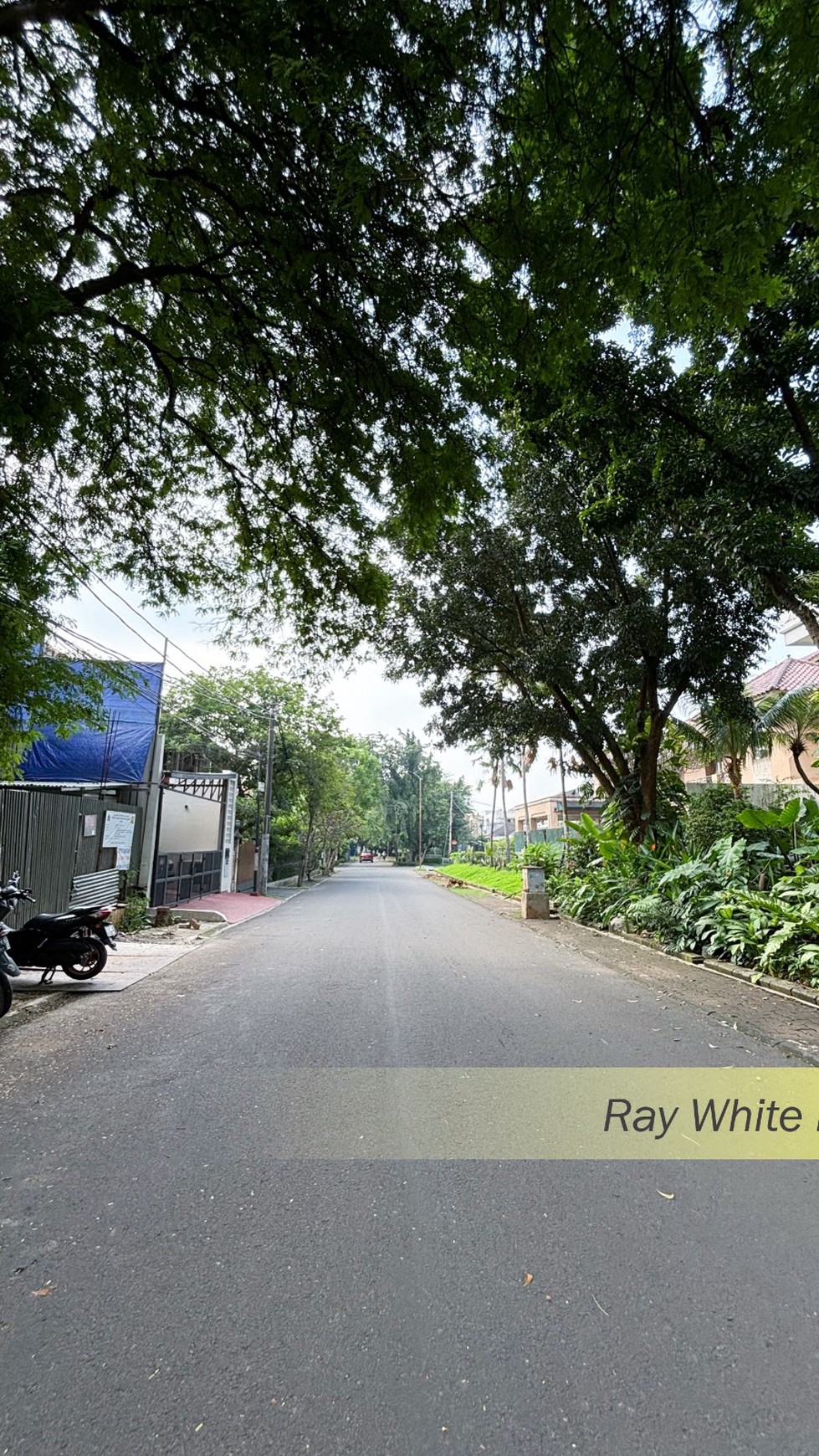 Rumah Hitung Tanah Area Cipete