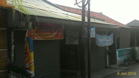 Rumah pinggir jalan,cocok usaha di Pesanggrahan Jakarta Selatan