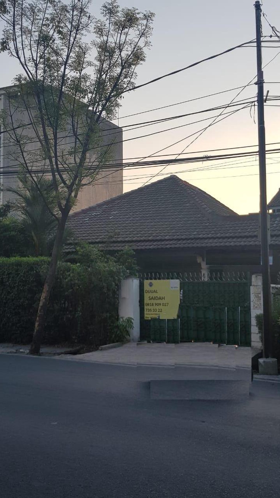 Rumah Siap Huni,Bagus di Veteran Jakarta Selatan