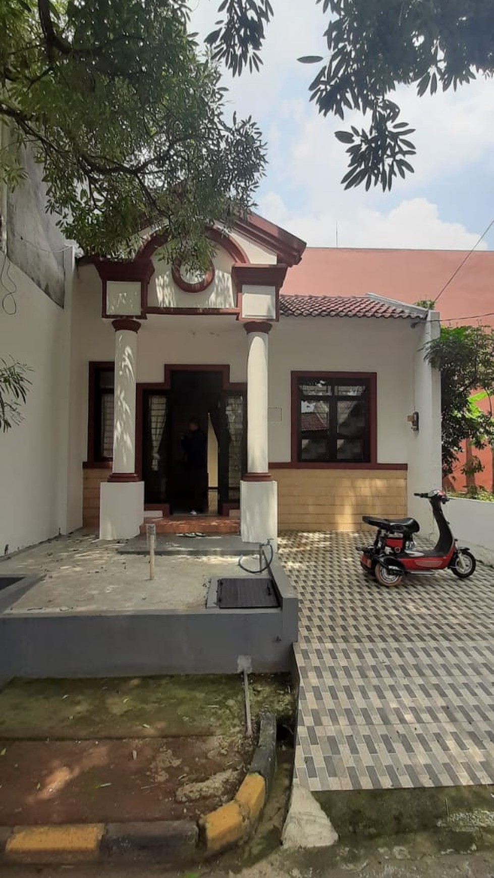 Rumah siap huni di Bintaro Jaya 9