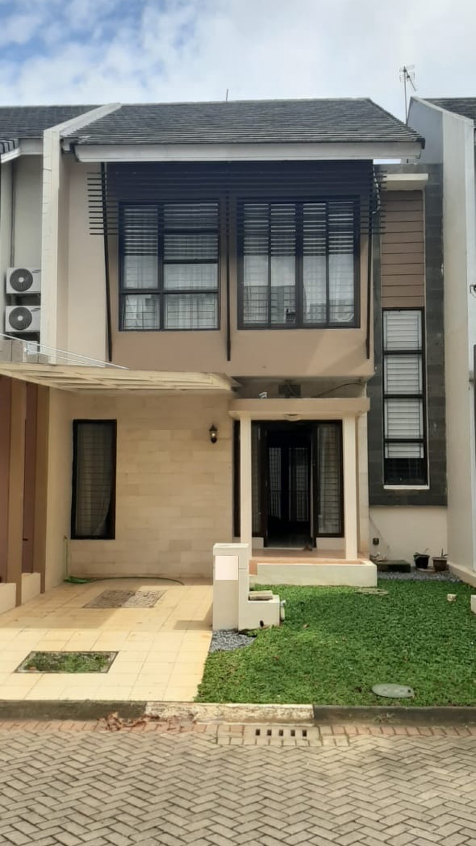 Rumah dalam cluster,siap huni di Bintaro Jaya 9