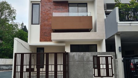 Rumah siap huni di Villa Bintaro Regency