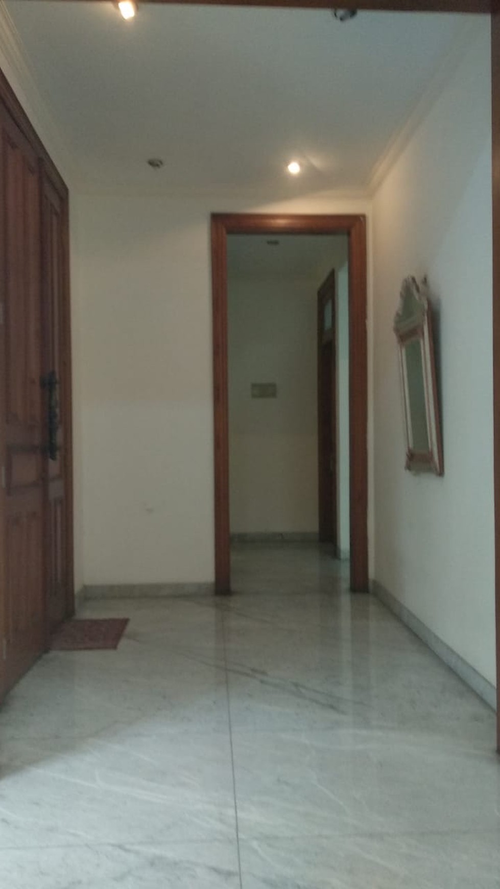 Hunian LUX di pondok indah