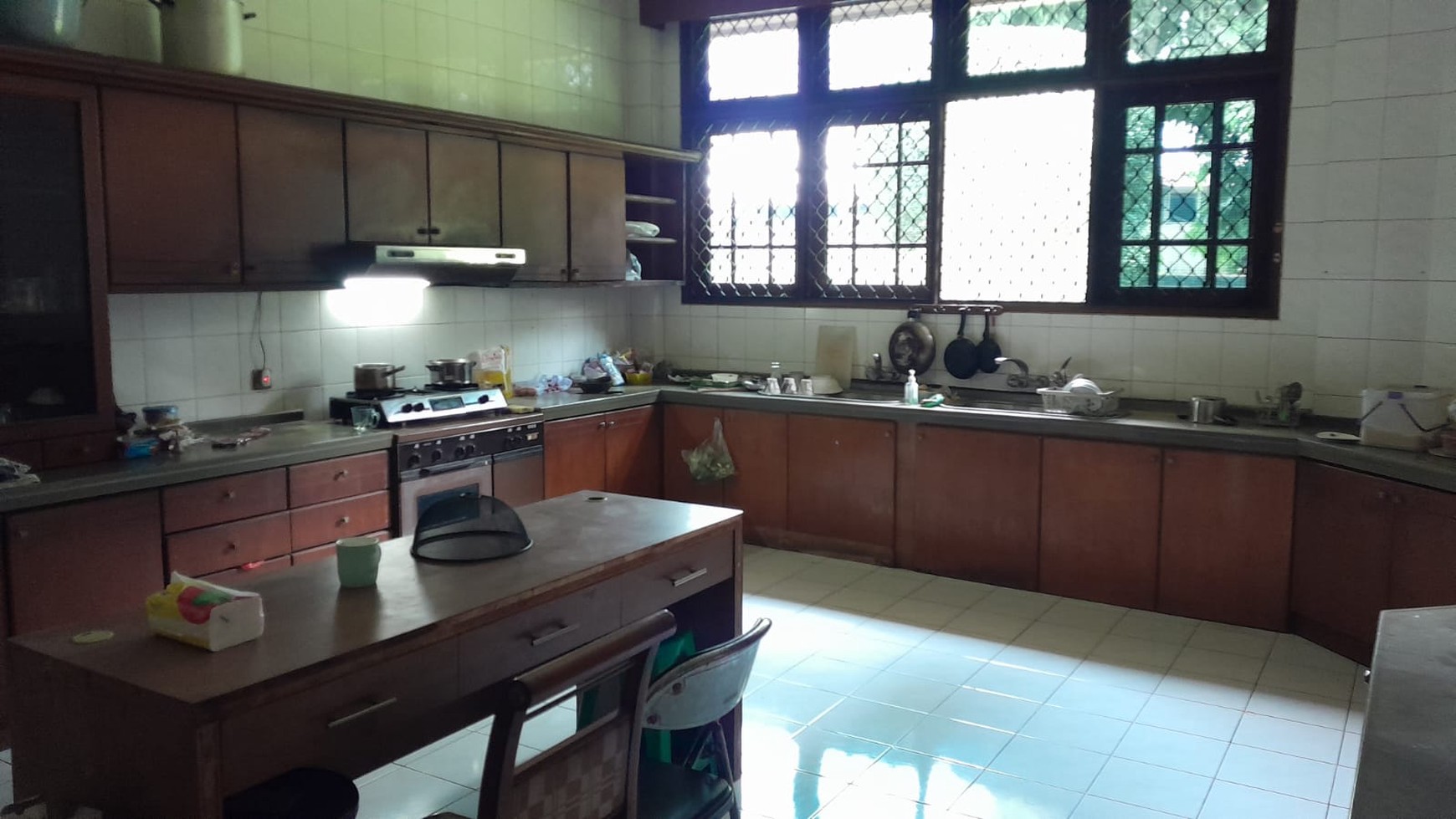 Di Jual Rumah Mewah Strategis lokasi di Patra Kuningan,  Jakarta Selatan.