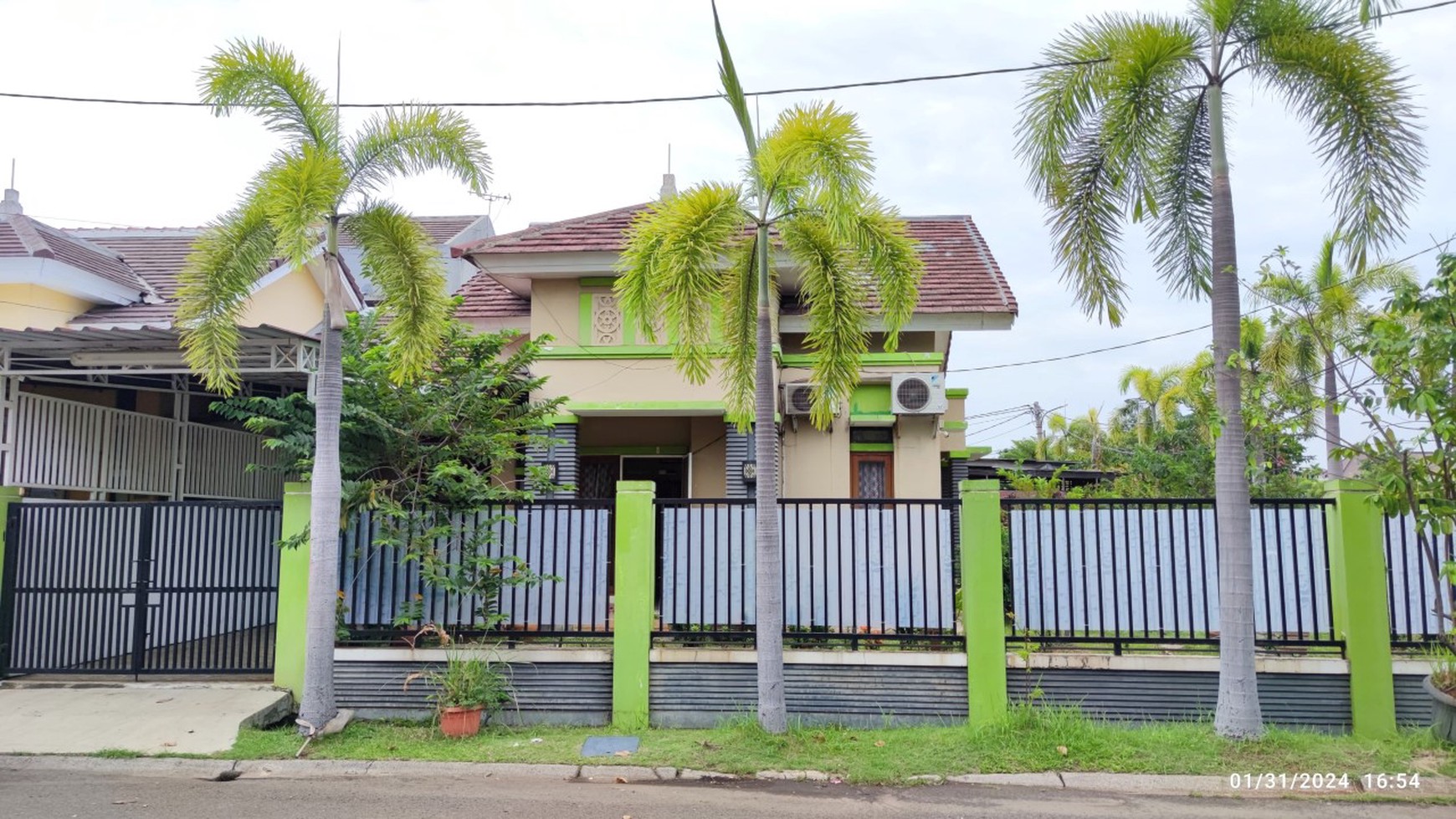 Rumah Cluster Aralia, Harapan Indah Luas 320m2