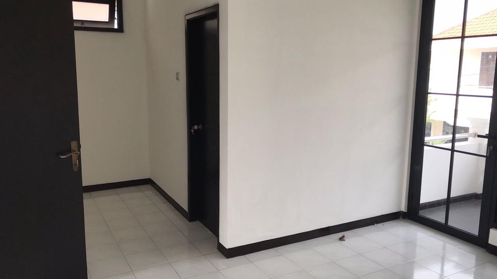 Dijual Rumah Siap Huni Baru Renov Perumahan Pinus asri, Surabaya Barat