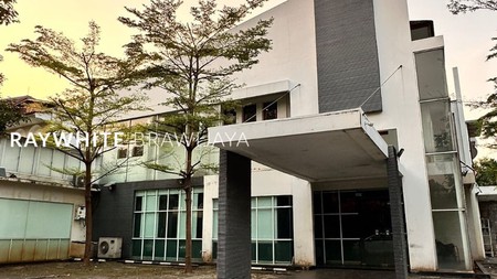 Rumah Cocok untuk Kantoran dan Restoran Area Dharmawangsa