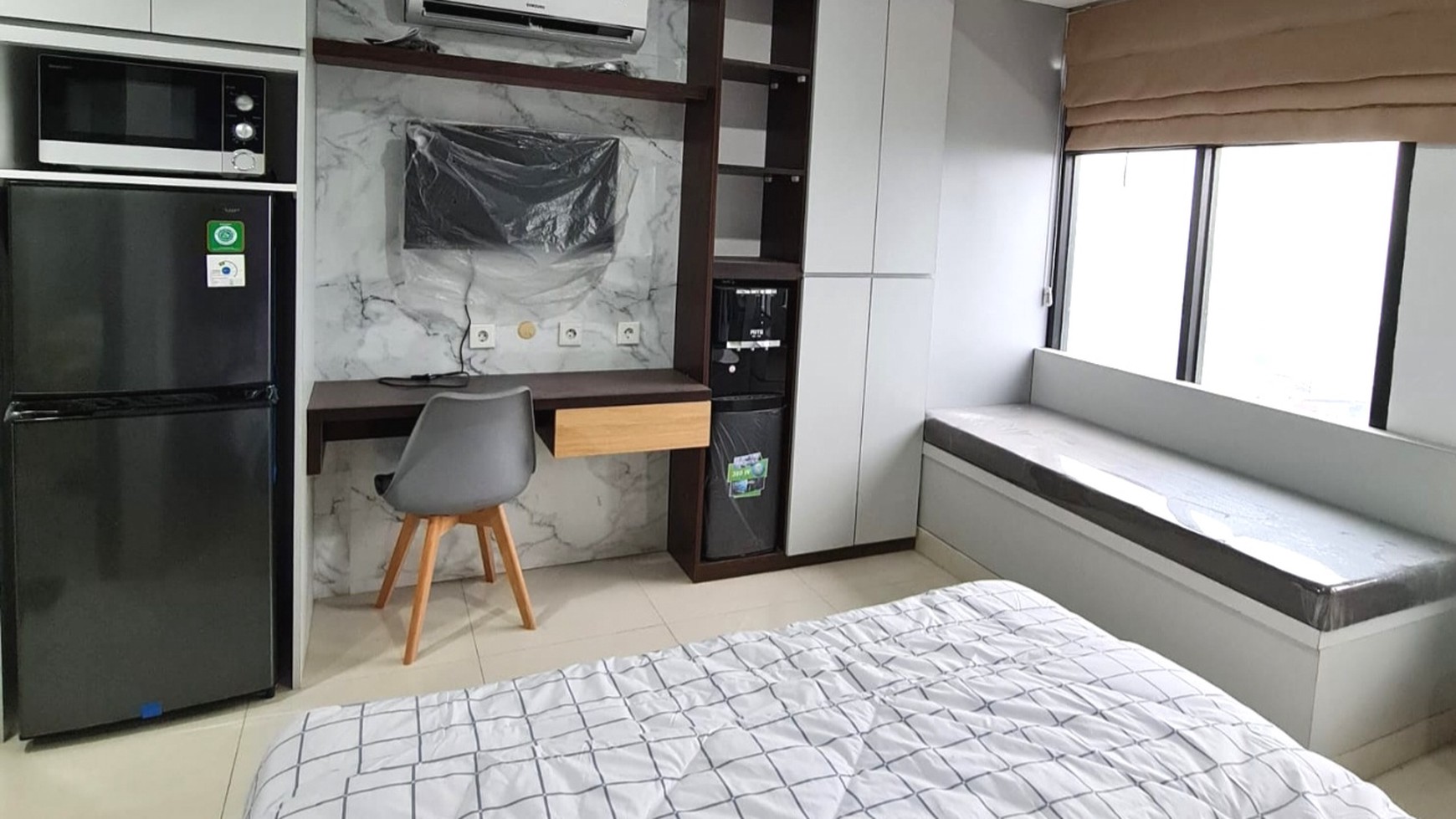 Apartemen Studio Full Furnished Dijual di Chadstone Mall Pollux Cikarang - Lokasi Strategis, View Jalan Utama!