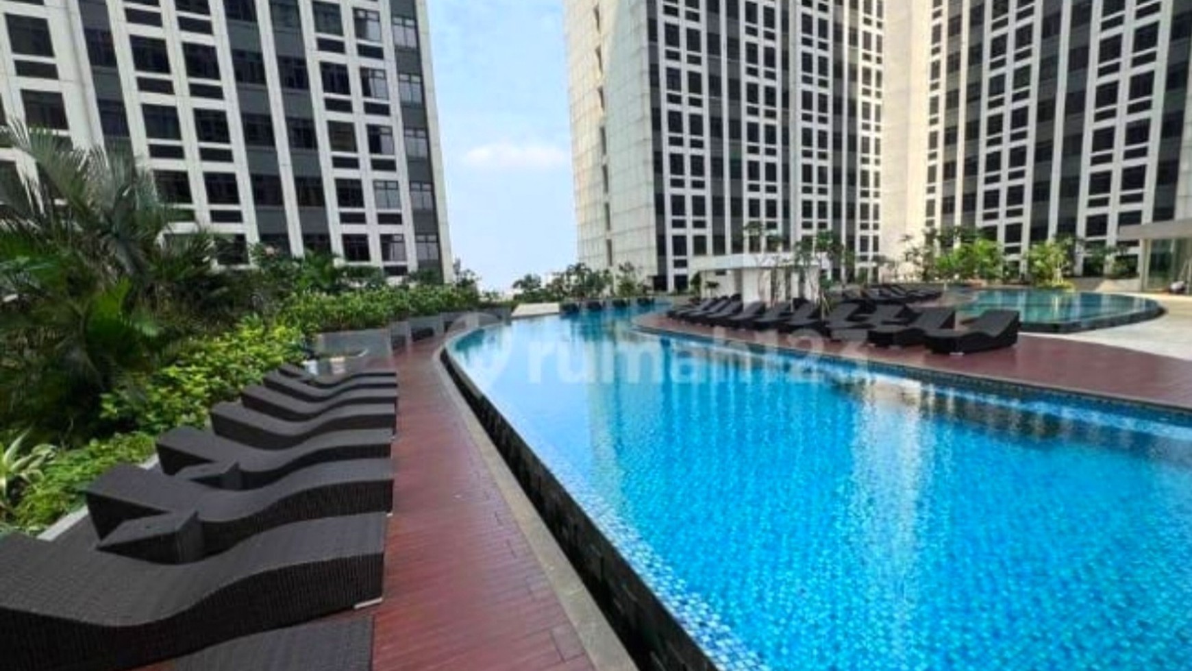 Apartemen Dijual di Chadstone Mall Pollux Cikarang Dijual Cepat - View Jalan Utama, lokasi bagus !