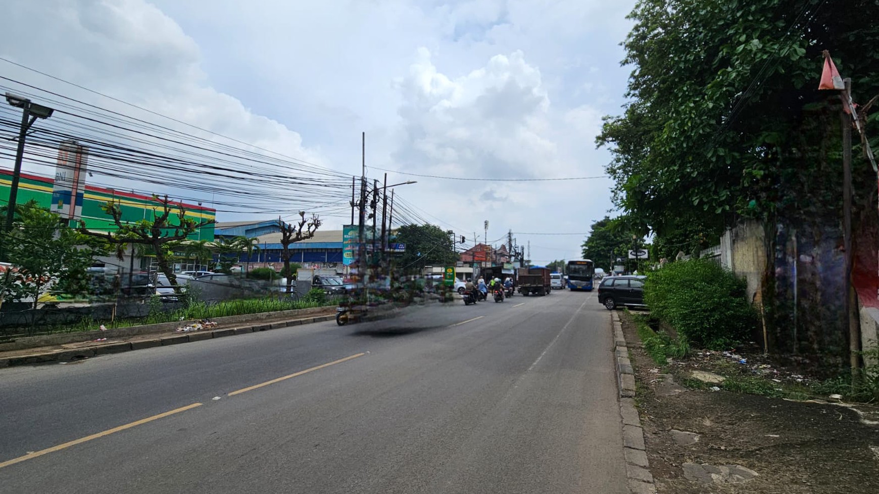 Rumah Hitung Tanah Di Jl RE Martadinata Ciputat Tangerang Selatan