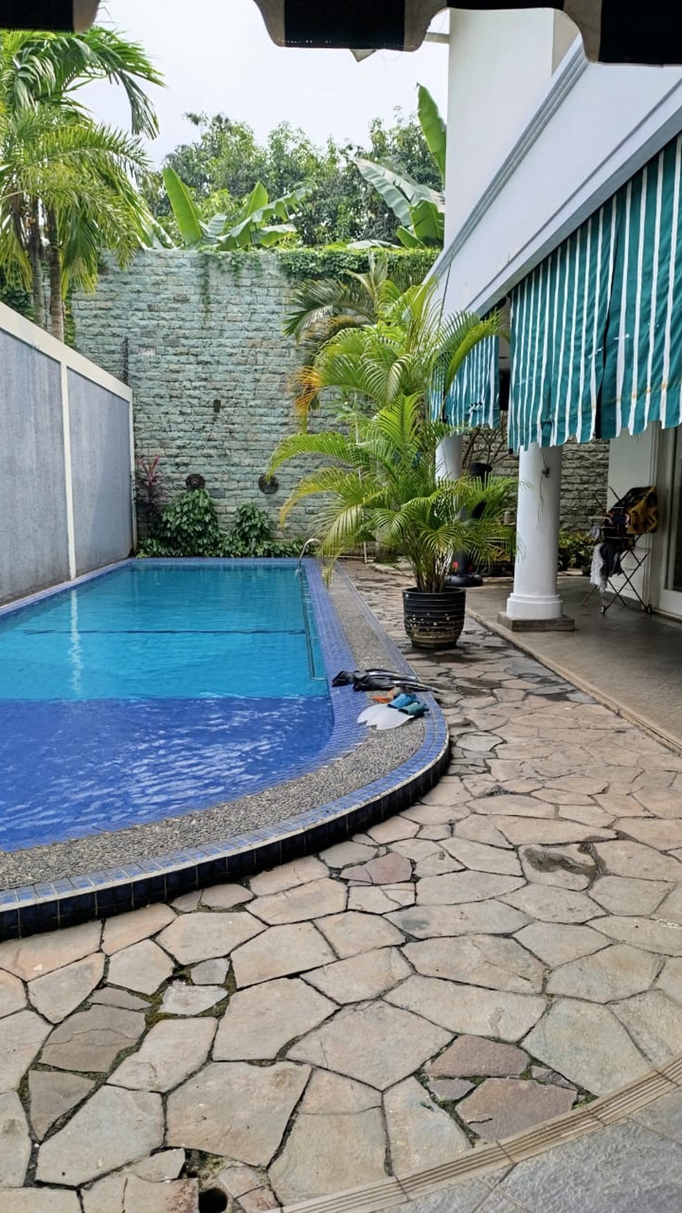 Di Jual Rumah  di Jl. Berlian I Buntu  Cilandak Barat Jakarta Selatan