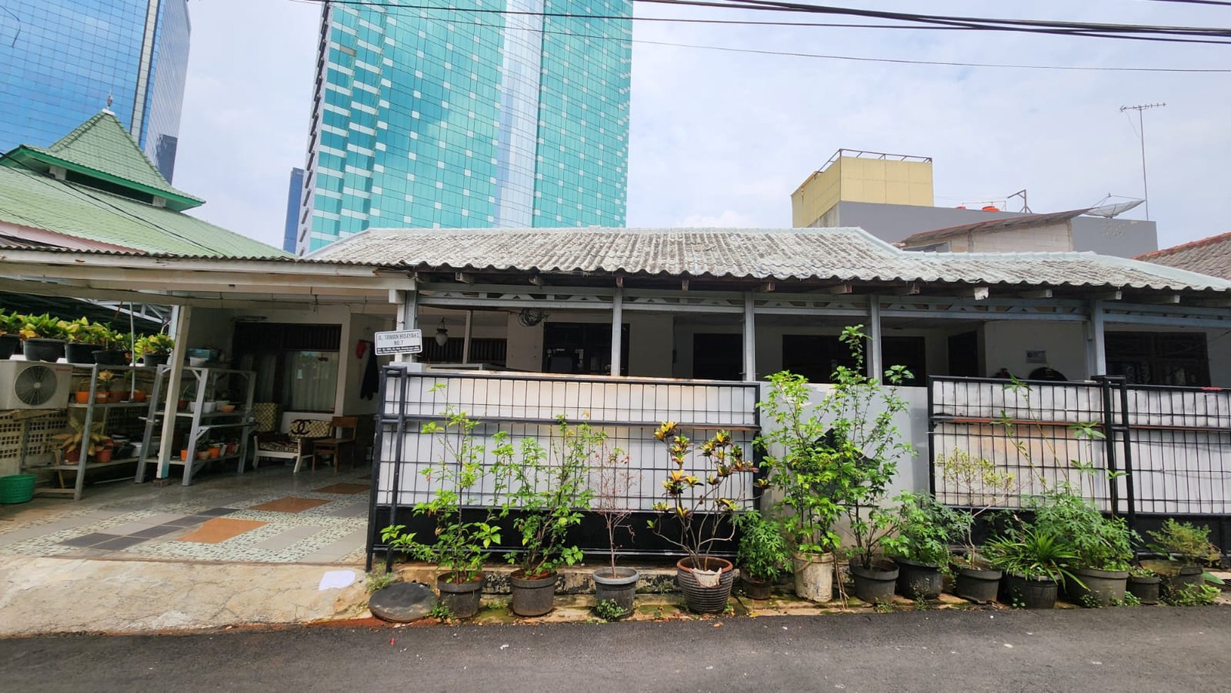 Rumah di Bendungan Hilir, Jakarta Pusat