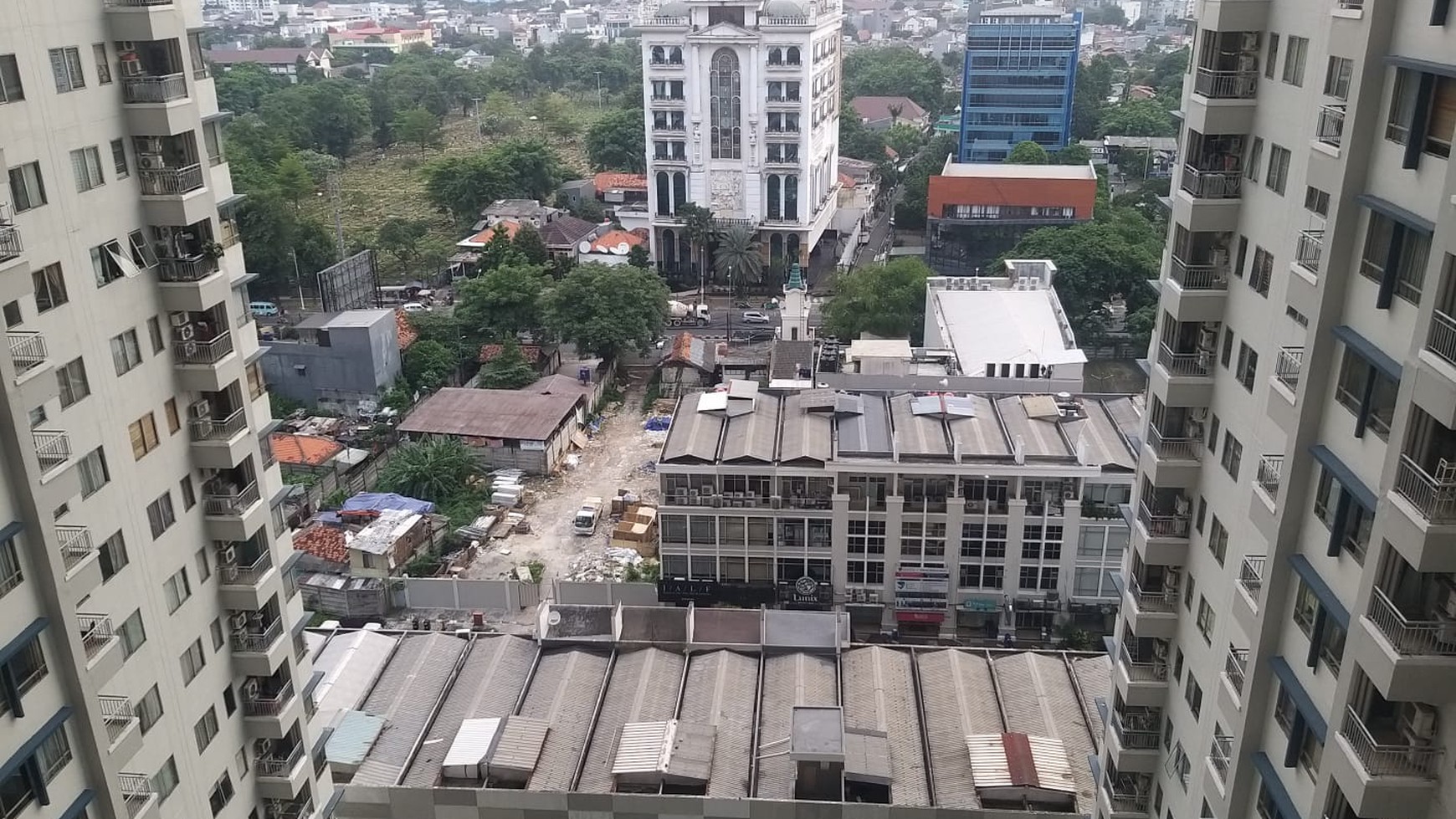 Apartemen Sudirman Park Tower Bougenville, Karet Tengsin, Jakarta Pusat