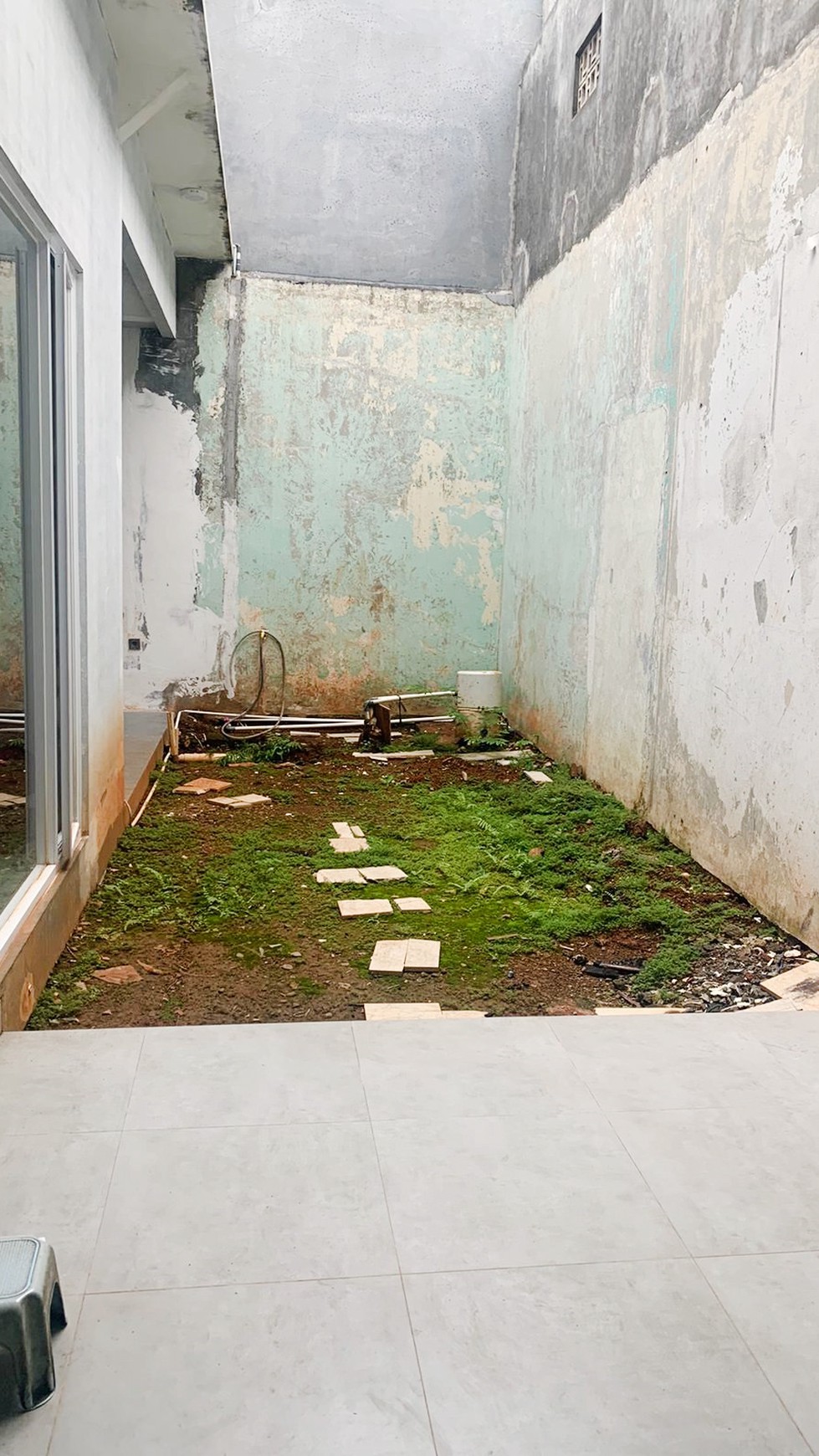 Rumah Hitung Tanah Area Cipete