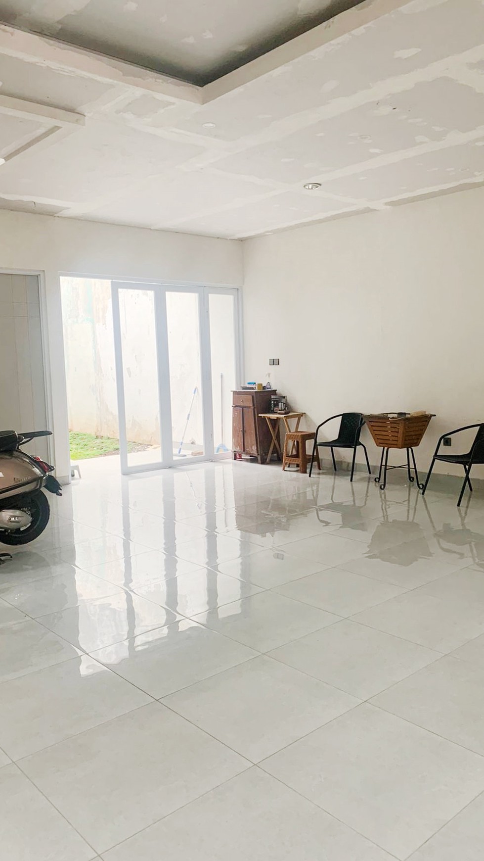 Rumah Hitung Tanah Area Cipete