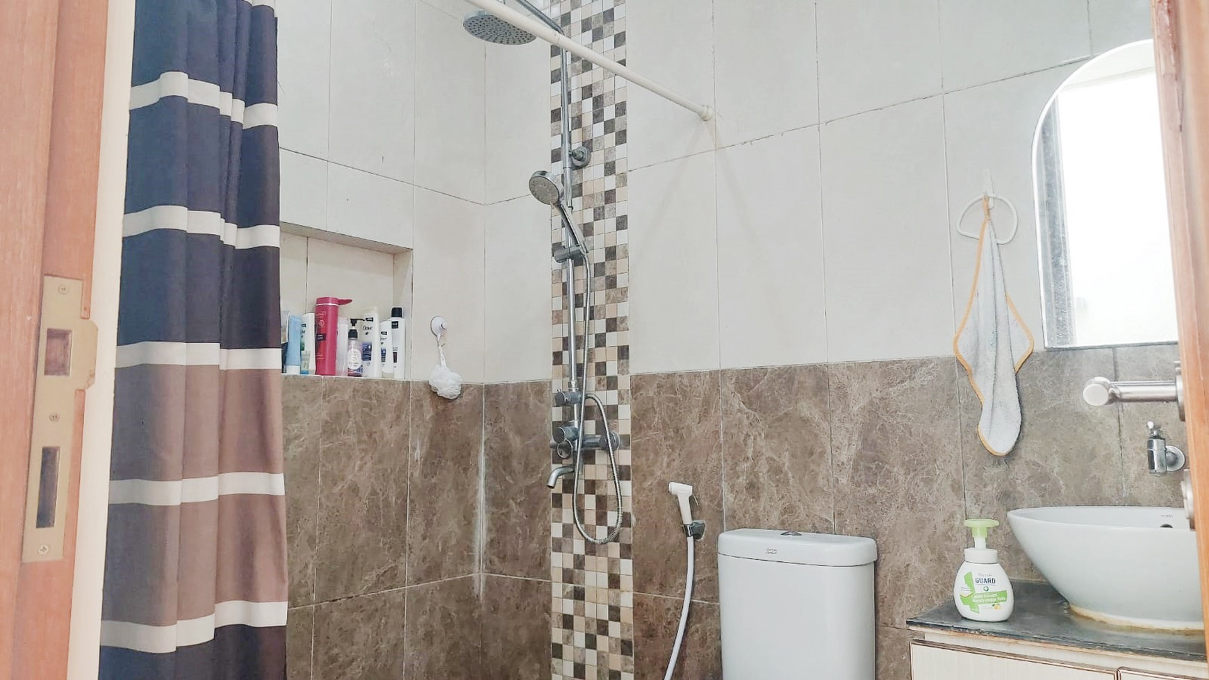 Rumah Hitung Tanah Area Cipete