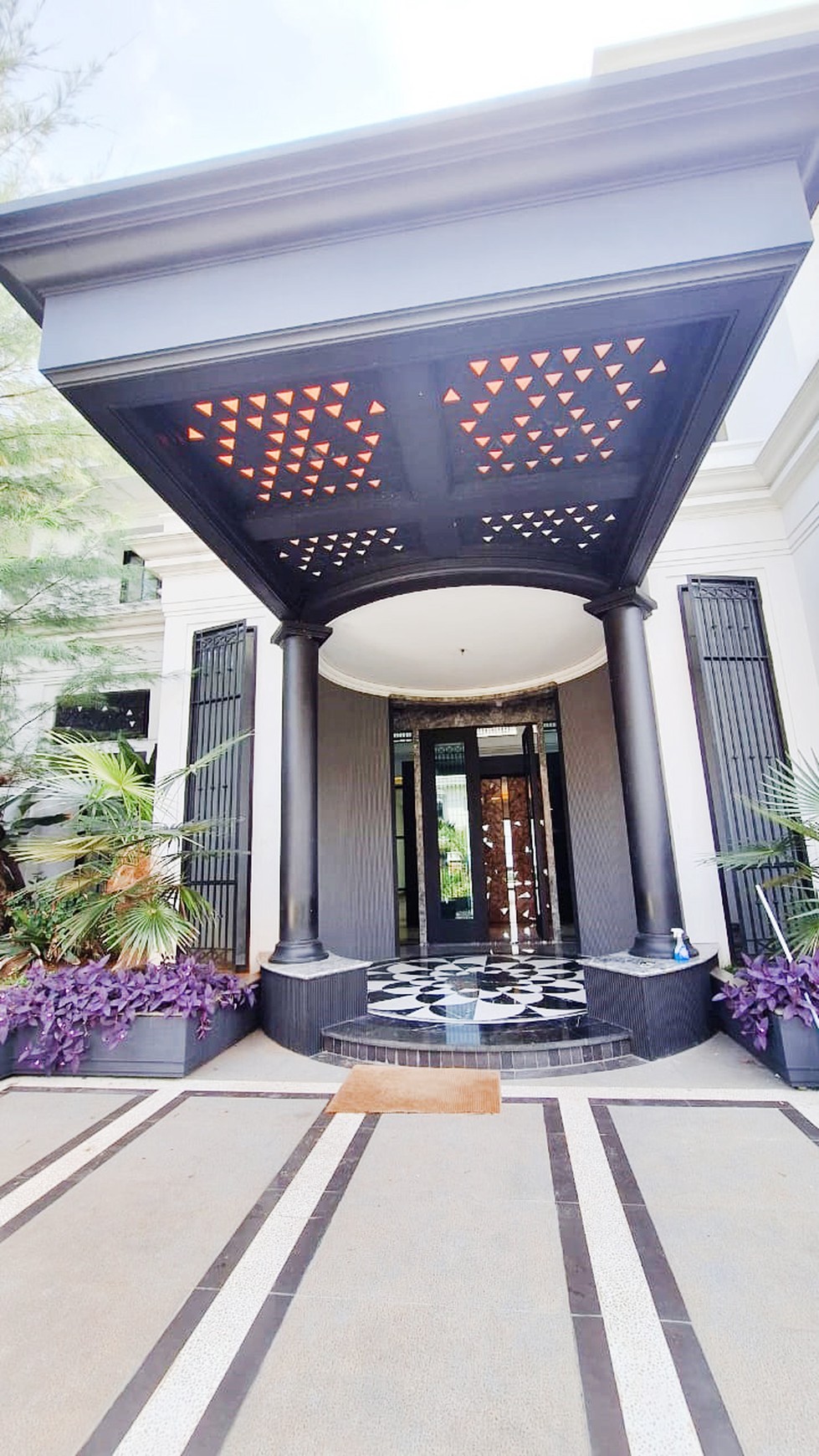 Rumah Hitung Tanah Area Cipete