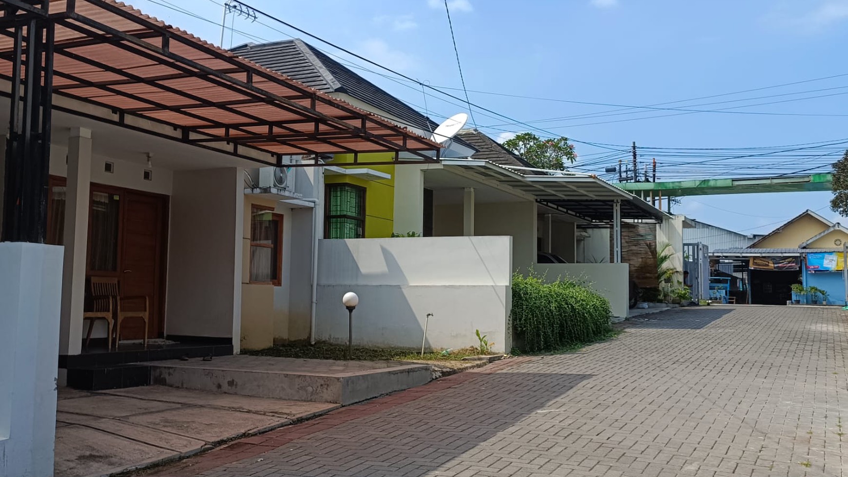 Rumah Tinggal Dalam Perum Villa Taman Anggrek Mlati Sleman 