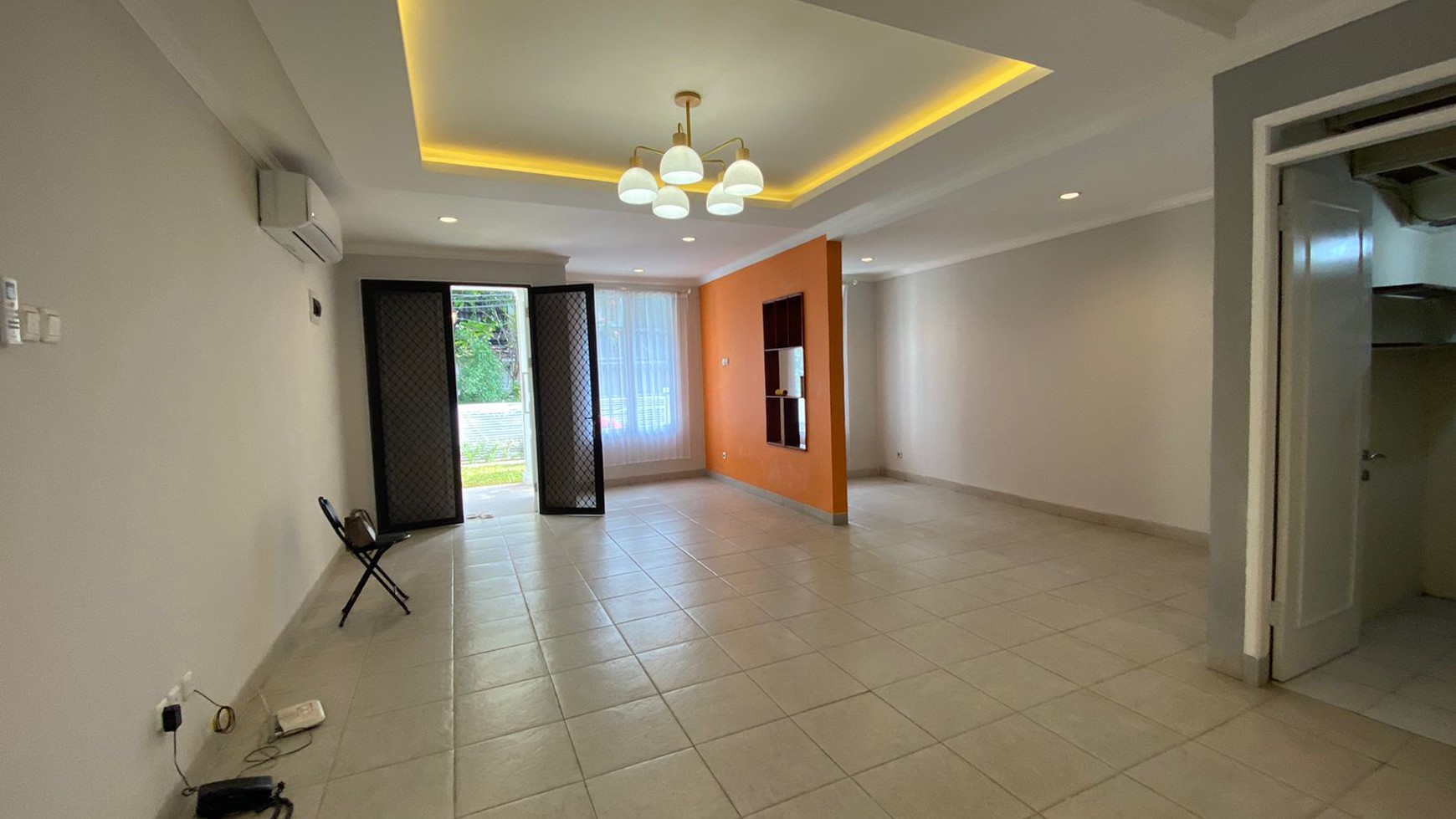 Rumah Cantik Siap Huni dalam Perumahan Bintaro Jaya Sektor 3